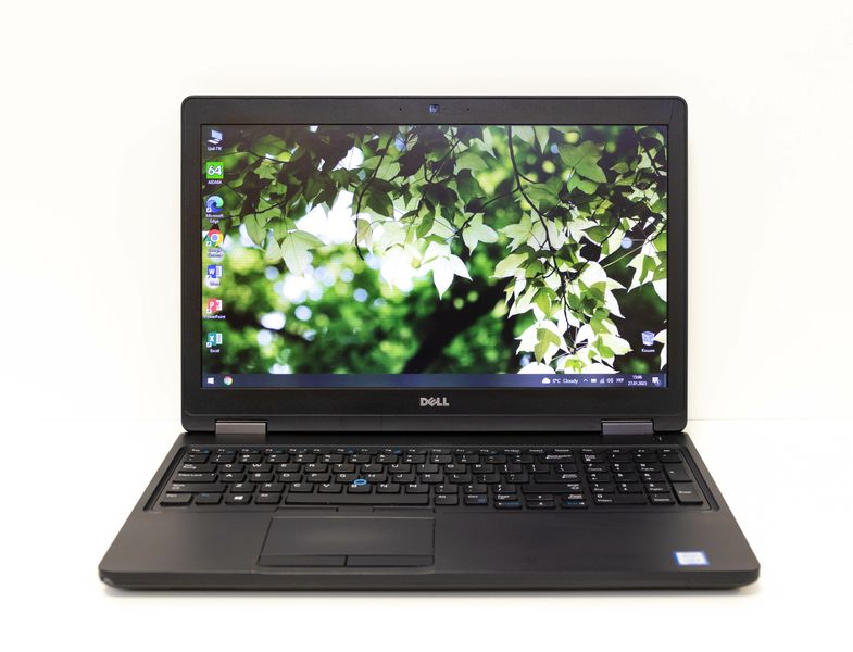 Dell E5580 i5-7300U 8Gb 250SSD intelHD/234714 CN21411 фото