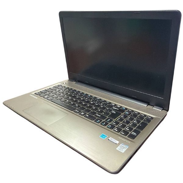 Ноутбук Medion akoya  Intel Core I5-5200U 4 GB RAM 500 GB HDD Intel HD Graphics
